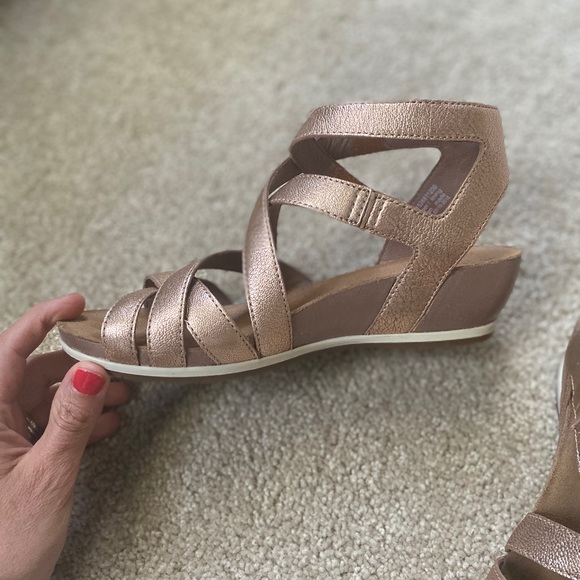 Dansko Veruca Rose Gold Strappy Sandals 